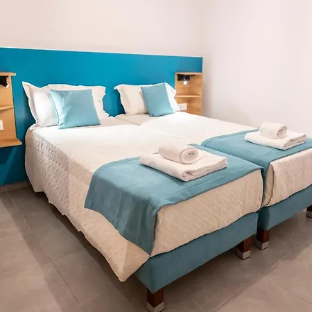 A Torra Aparthotel 4*