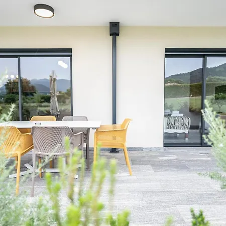 A Torra Aparthotel 4*